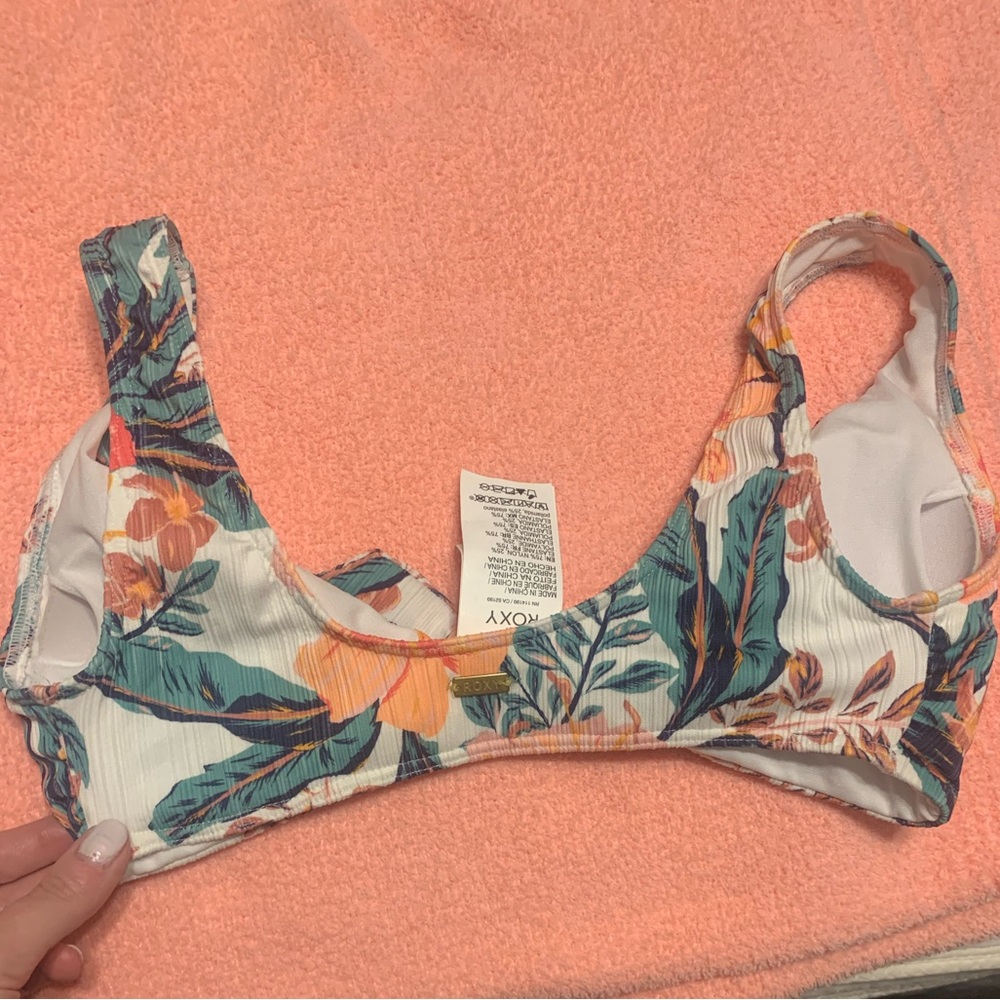 New Roxy bikini top - Picture 4 of 5